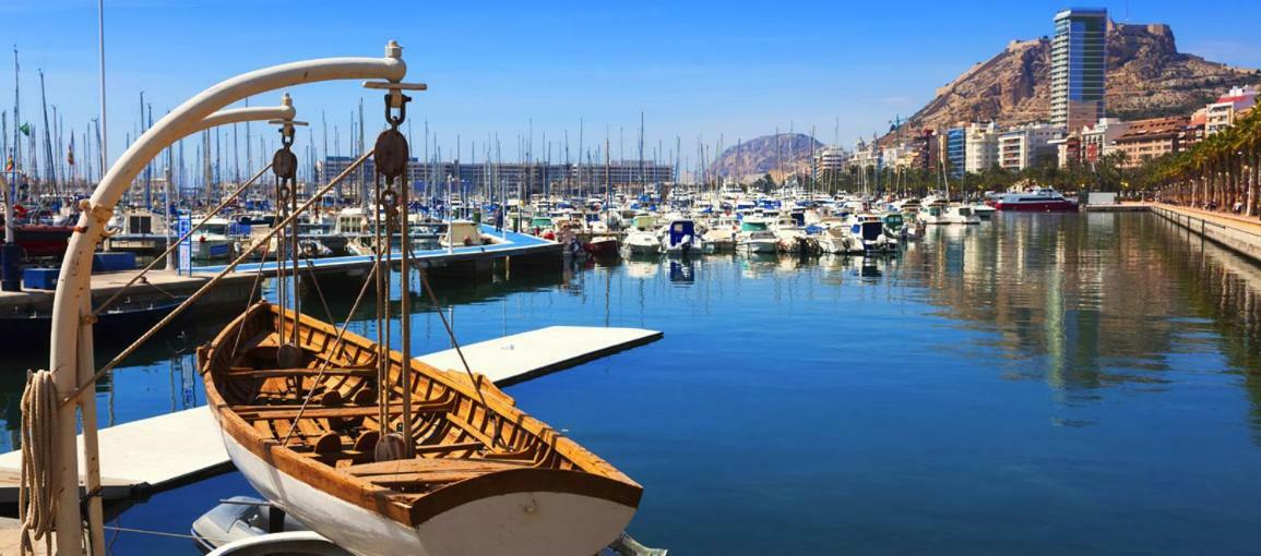 Beach, City Center And Entertainment Alicante Ngoại thất bức ảnh